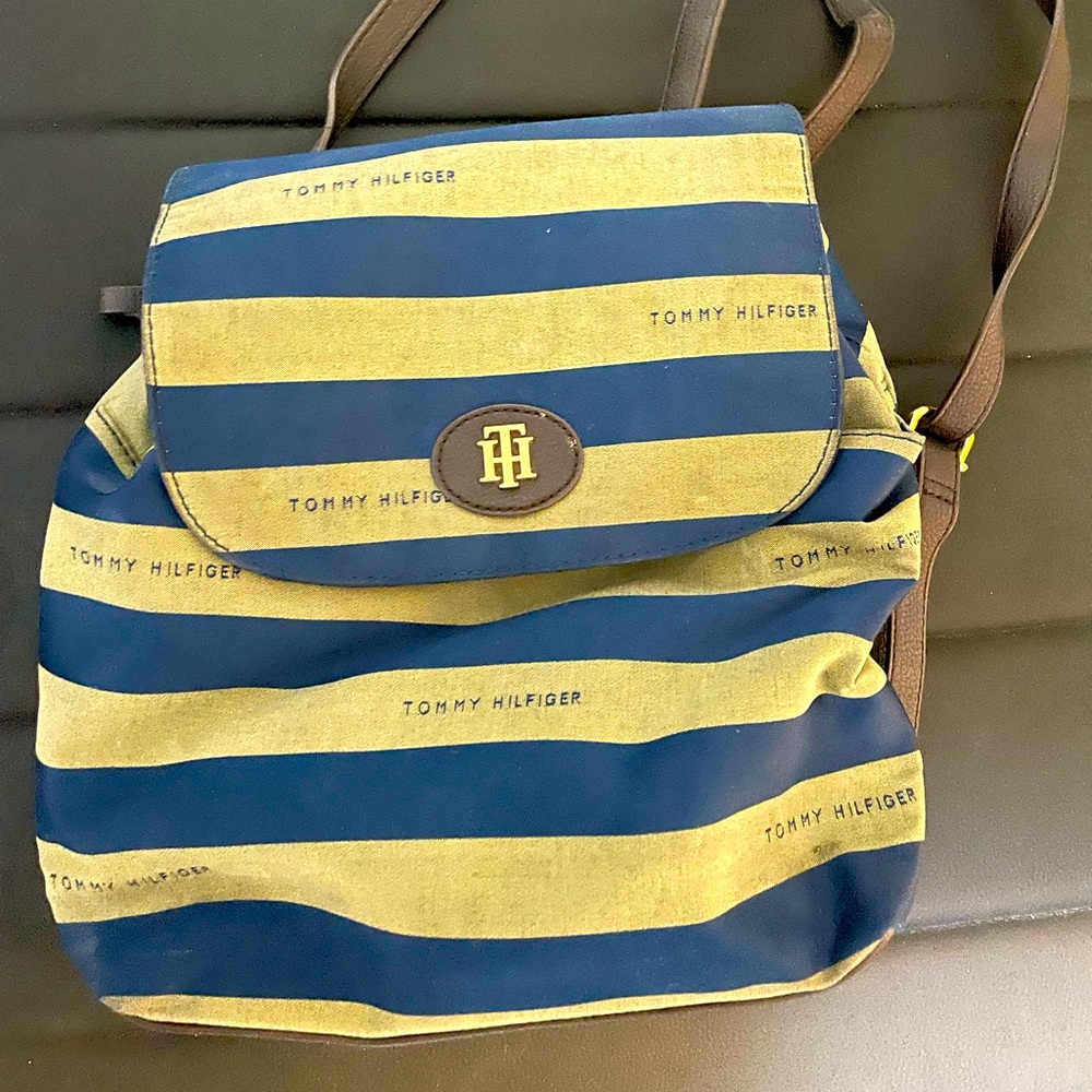 tommy hilfiger small backpack